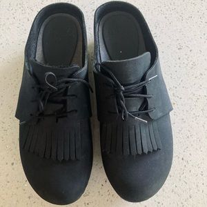 Bryr Zoe Clogs with Kilt